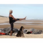 Cours de yoga à la plage